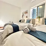 With Views Parking Ac Villa *