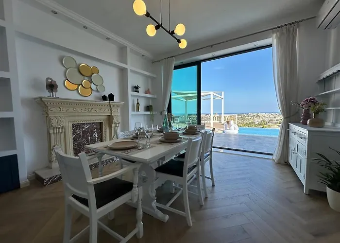 With Views Parking Ac Villa *