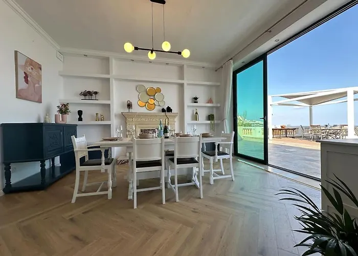 With Views Parking Ac *