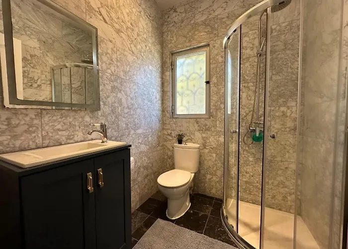 Villa With Views Parking Ac